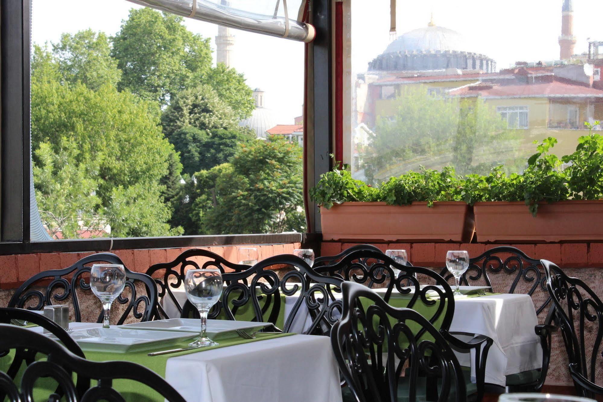 Ararat 2* İstanbul